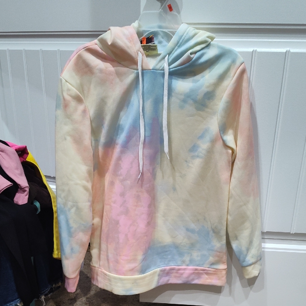 Bobbie Brooks Pastel Tie-Dye Hoodie